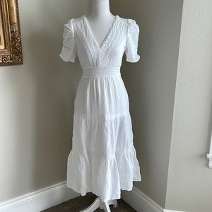 BB Dakota White Midi Tiered V-Neck Dress